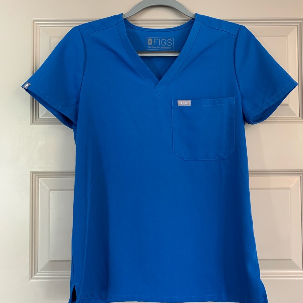 Royal Blue Figs scrub top one pocket